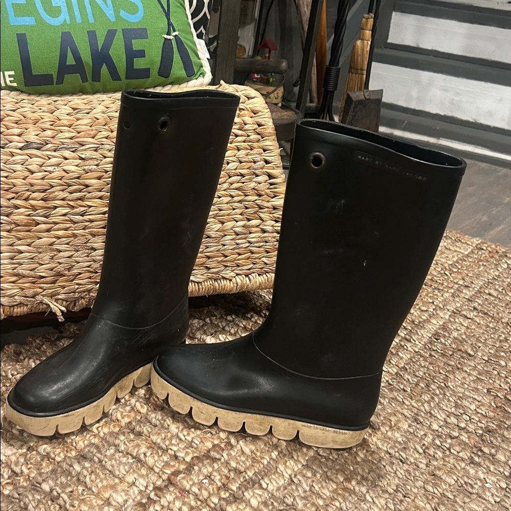 Marc by Marc Jacob’s Wellington Tall Black Rubber Rainboots Size 38